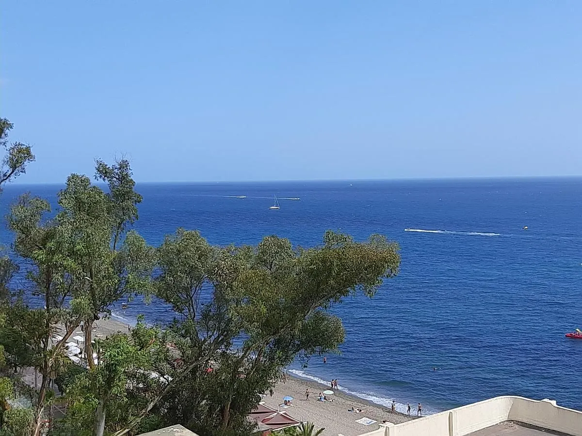 Apartamento En Primera Linea De Playa B Centro De Marbella contacts